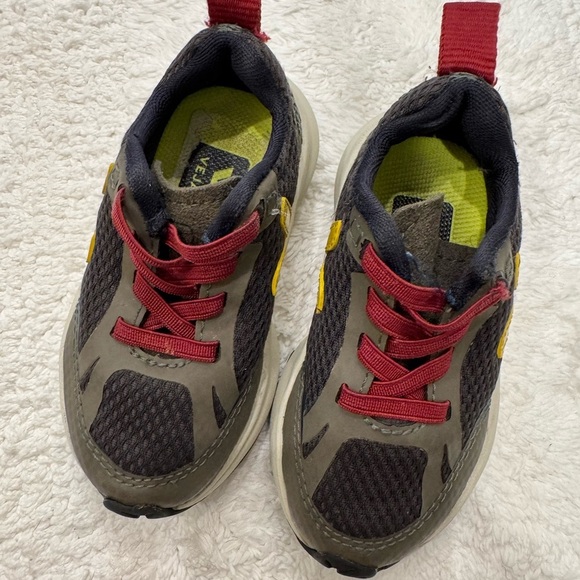 Veja Kids Flip Canvas Slip-On Sneaker Canary Elastic Laces - Picture 3 of 5